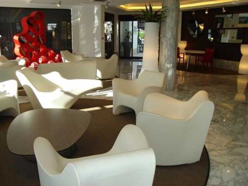 อกวามาร์ Aparthotel ลอส กริสเตียนอส ภายนอก รูปภาพ